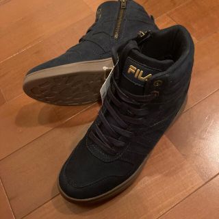 FILA - フィラ インヒールスニーカーの通販｜ラクマ
