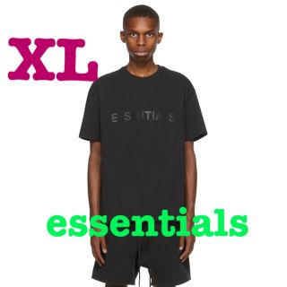 フィアオブゴッド(FEAR OF GOD)のXLサイズ　essentials Black Logo T-Shirt(Tシャツ/カットソー(半袖/袖なし))