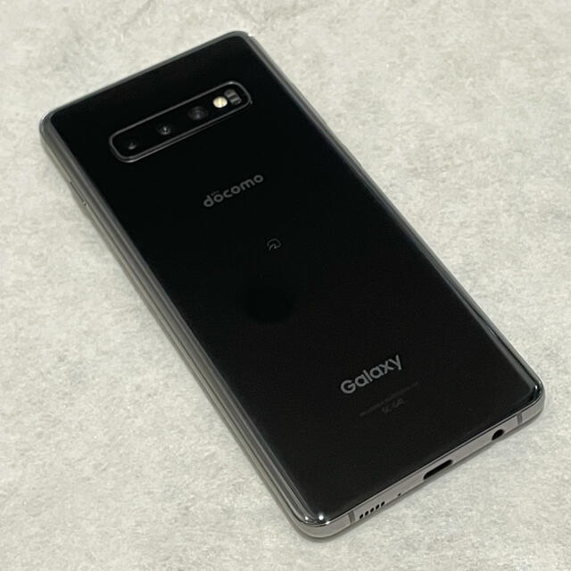 Galaxy(ギャラクシー)の美品 SC-04L Galaxy S10+ 8GB/128GB SIMフリー  スマホ/家電/カメラのスマートフォン/携帯電話(スマートフォン本体)の商品写真