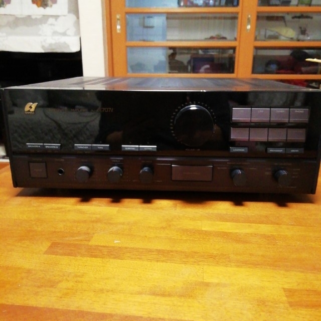 SANSUI INTEGRATED AMPLIFIER  AU-α707i