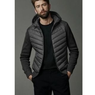 カナダグース(CANADA GOOSE)のカナダグースHybridge Knit Hoody ブラックレーベル(ダウンジャケット)