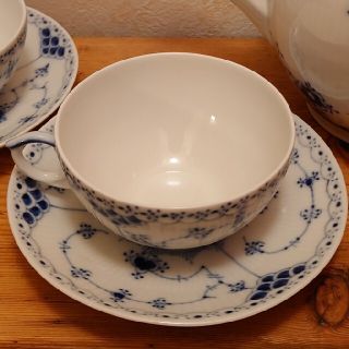 ロイヤルコペンハーゲン(ROYAL COPENHAGEN)の【kone様専用】ロイヤルコペンハーゲン カップ＆ソーサー 1客(陶芸)