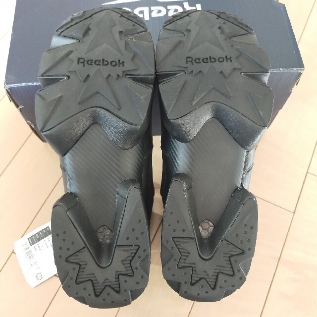 Reebok(リーボック)の【新品】Reebok　フューリー チェルシー ブーツ　27.5cm メンズの靴/シューズ(スニーカー)の商品写真