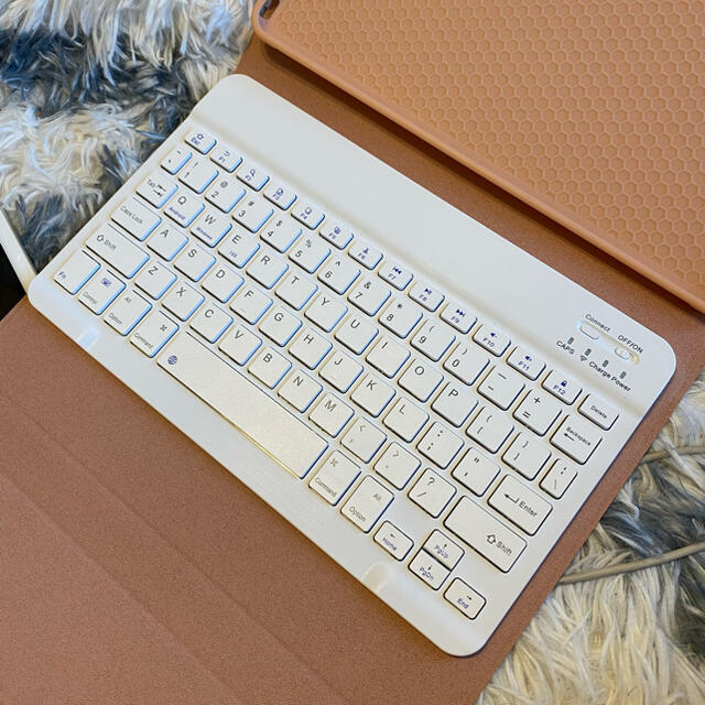 第8世代 10.2 iPad シルバー キーボード付き | livro.funcionalink.com.br