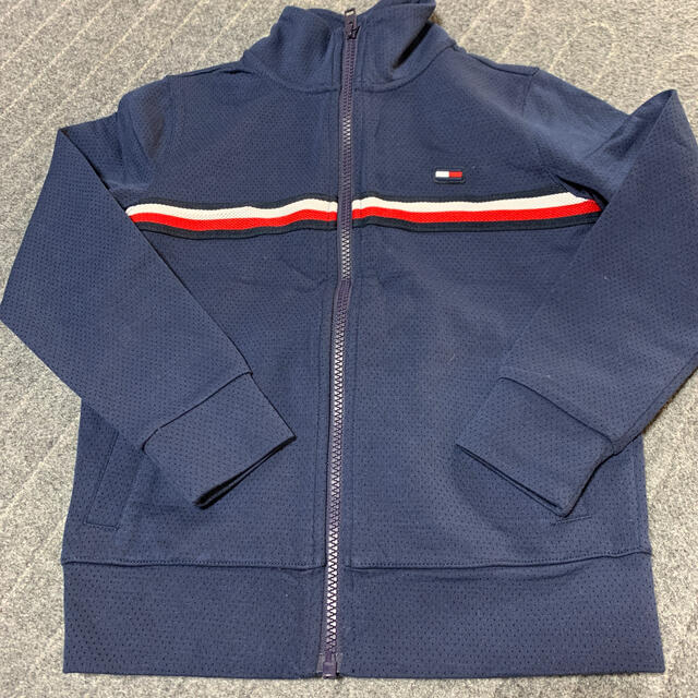 TOMMY HILFIGER(トミーヒルフィガー)の値下げ！子供  ジャージ上下 キッズ/ベビー/マタニティのキッズ服男の子用(90cm~)(その他)の商品写真