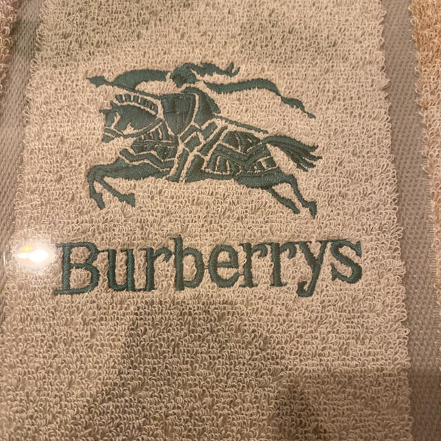 BURBERRY(バーバリー)の新品　burberryタオルケット140×190cm キッズ/ベビー/マタニティの寝具/家具(タオルケット)の商品写真