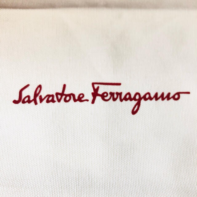 Salvatore Ferragamo(サルヴァトーレフェラガモ)の新品♡ショップ袋 レディースのバッグ(ショップ袋)の商品写真