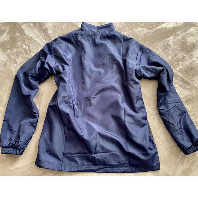 MIZUNO(ミズノ)のウサクマさま専用♡ミズノウインドブレーカーM  ネイビー✖︎ブラック☆美品 メンズのジャケット/アウター(ナイロンジャケット)の商品写真