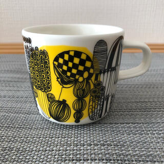 マリメッコ(marimekko)のマリメッコ シイルトラプータルハ コーヒーカップ 200mｌ イエロー(食器)