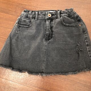 ザラキッズ(ZARA KIDS)のZARA黒デニムスカート128(スカート)