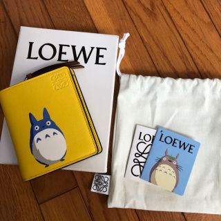 ロエベ(LOEWE)のLOEWE 新作 💕　トトロ コンパクト ジップ ウォレット(財布)