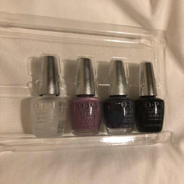 OPI(オーピーアイ)のOPI アイスランドコレクション　インフィニットシャイン　ミニパックIS DI7 コスメ/美容のネイル(マニキュア)の商品写真