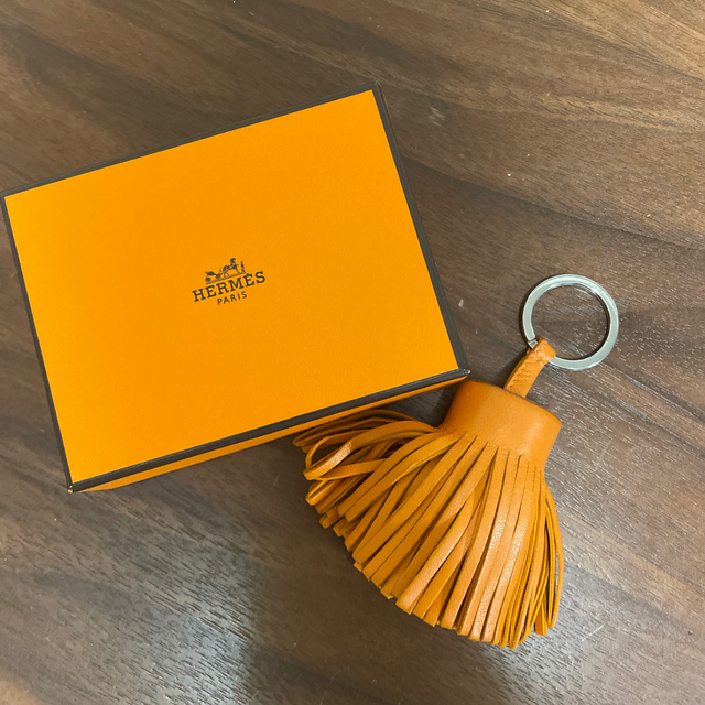 【確実正規品】HERMES Carmen key ring