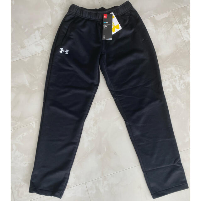 UNDER ARMOUR(アンダーアーマー)のアンダーアーマー　ジャージ　パンツ　150  キッズ/ベビー/マタニティのキッズ服男の子用(90cm~)(パンツ/スパッツ)の商品写真