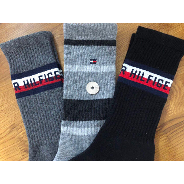 TOMMY HILFIGER(トミーヒルフィガー)の新品トミーヒルフィガーTOMMY HILFIGERメンズソックス3足セット403 メンズのレッグウェア(ソックス)の商品写真