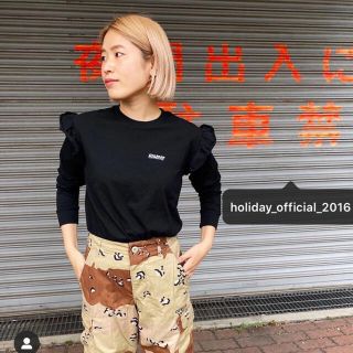 ビームス(BEAMS)の完売 大人気 HOLIDAY Tシャツ(Tシャツ(長袖/七分))