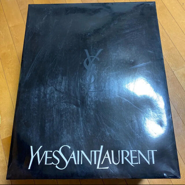 Saint Laurent(サンローラン)の新品未使用　イブサンローランYSL ニューマイヤー毛布2枚セット インテリア/住まい/日用品の寝具(毛布)の商品写真
