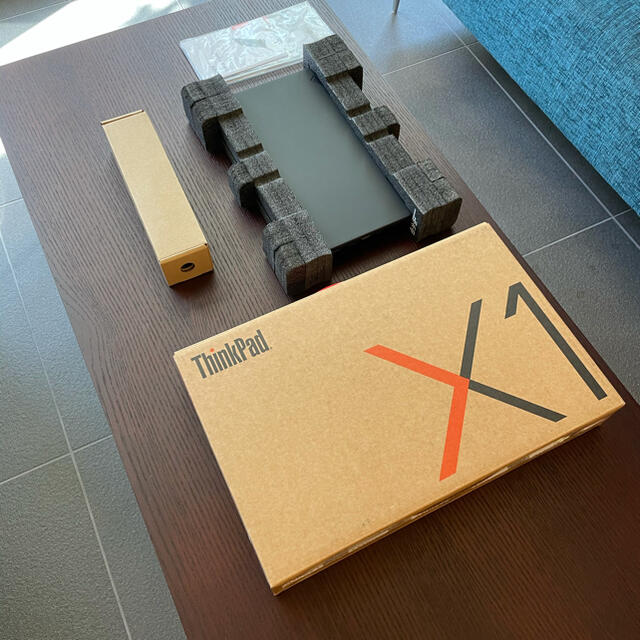 Lenovo - 定価18万円 新品 Lenovo ThinkPad X1 Carbon 7th