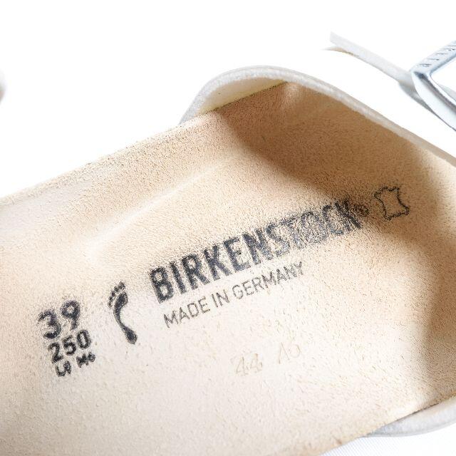 BIRKENSTOCK(ビルケンシュトック)の[BIRKENSTOCK]　サンダル　白　サイズ39(25) レディースの靴/シューズ(サンダル)の商品写真