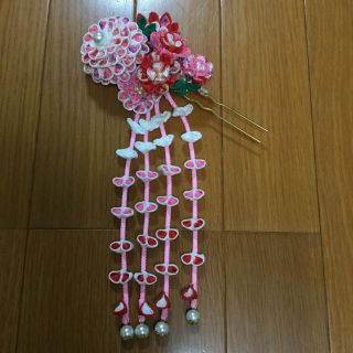 ハンドメイド　つまみ細工　成人式　　七五三　　かんざし(ヘアアクセサリー)