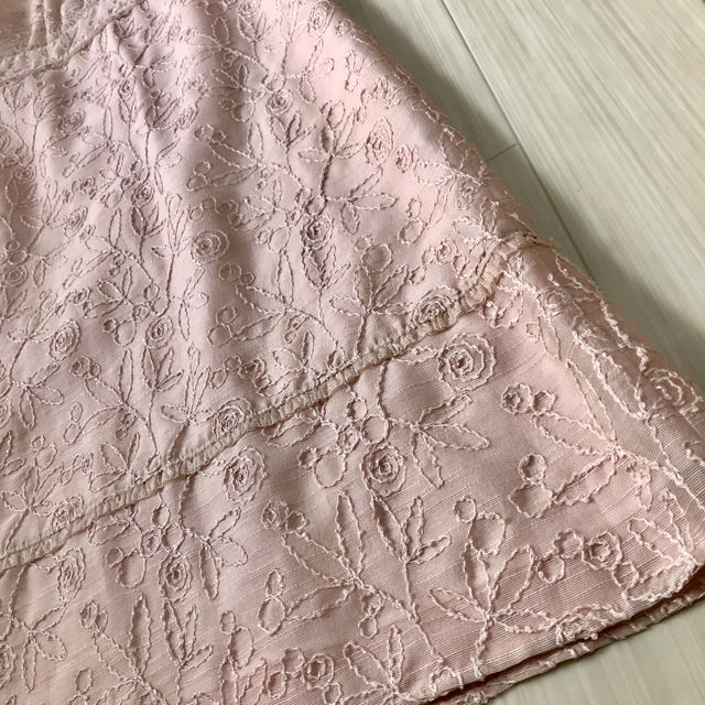 Sybilla(シビラ)の【新品】　シビラ　sybilla ワンピース　総刺繍　ピンク レディースのフォーマル/ドレス(ミディアムドレス)の商品写真