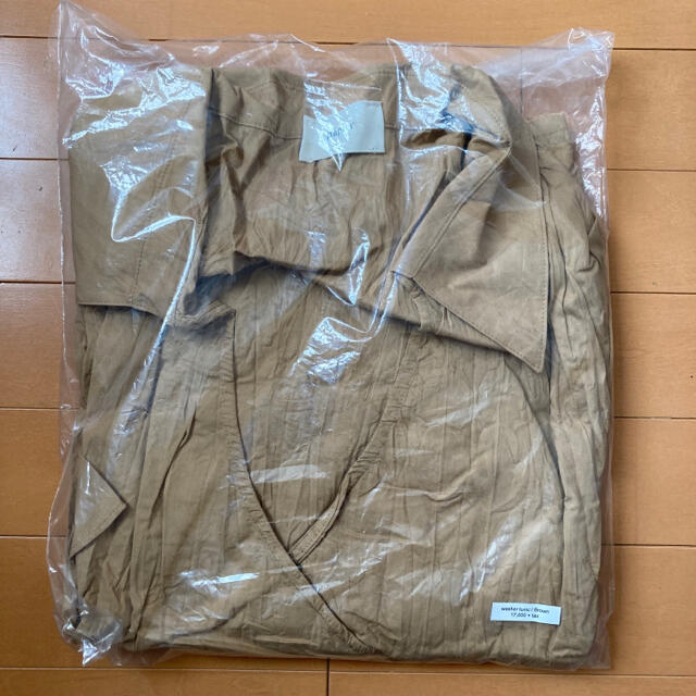 Verybrain(ベリーブレイン)のPapier washer tunic 【新品・未開封】 レディースのトップス(シャツ/ブラウス(長袖/七分))の商品写真