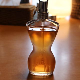 ジャンポールゴルチエ(Jean-Paul GAULTIER)のジャンポール ゴルチェ クラッシック　50ml EDT(香水(女性用))