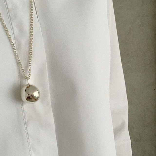 Drawer(ドゥロワー)のCHIEKO+　wonky ball necklace † silver  レディースのアクセサリー(ネックレス)の商品写真