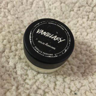 ラッシュ(LUSH)のバニラリー ( ソリッドパフューム )(ユニセックス)