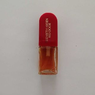 エリザベスアーデン(Elizabeth Arden)のエリザベスアーデン　香水（ミニボトル）(香水(女性用))