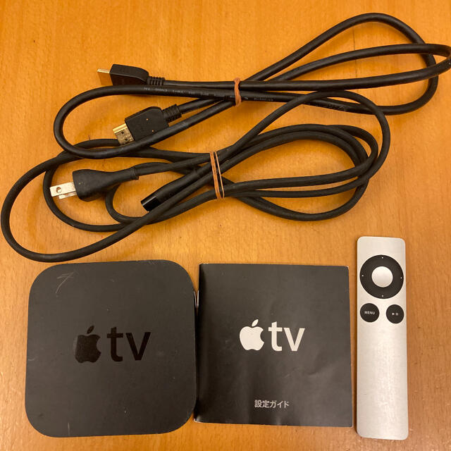 Apple(アップル)のApple TV3 A1427(MD199J/A)＋HDMIケーブル スマホ/家電/カメラのPC/タブレット(PC周辺機器)の商品写真