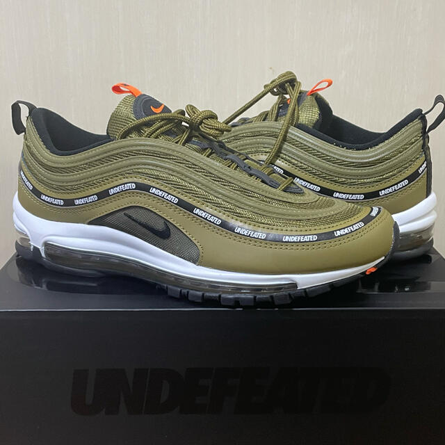 UNDEFEATED(アンディフィーテッド)の28cm NIKE AIR MAX 97 /OLIVE UNDEFEATED  メンズの靴/シューズ(スニーカー)の商品写真