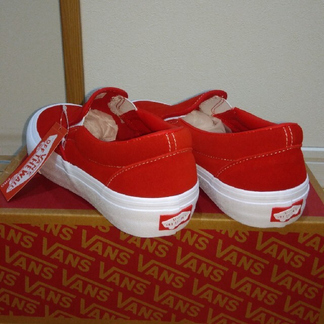 VANS(ヴァンズ)の新品バンズ　スリッポンプロ　VANS　SLIP-ON PRO　25.0cm メンズの靴/シューズ(スニーカー)の商品写真