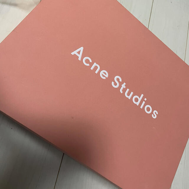 ACNE(アクネ)の値下げしました！acne studious rockaway スニーカー メンズの靴/シューズ(スニーカー)の商品写真