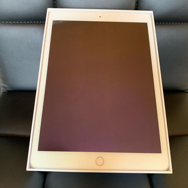 《美品》Apple iPad 第7世代 32GB wifi