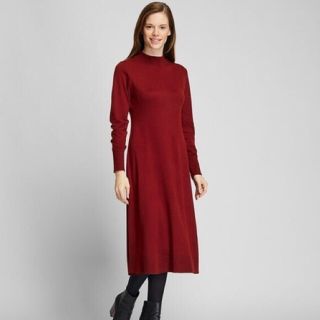 ユニクロ(UNIQLO)の☆再値下げ メリノブレンドフレアロングワンピース（長袖）(ロングワンピース/マキシワンピース)