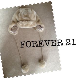 フォーエバートゥエンティーワン(FOREVER 21)のFOREVER 21★ファー帽子(ニット帽/ビーニー)