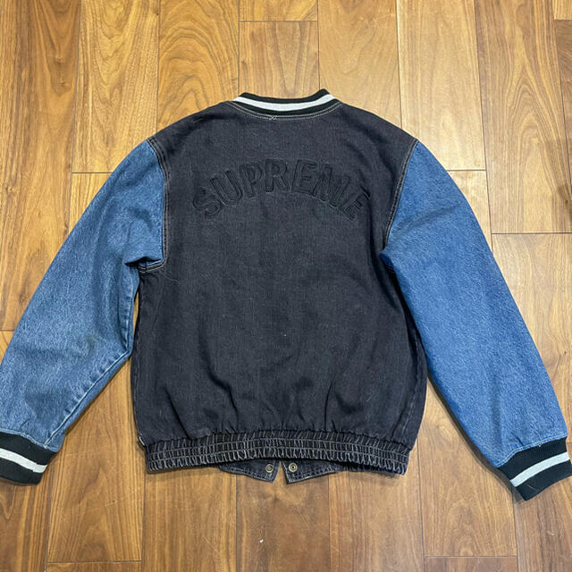 Supreme(シュプリーム)の18S/S Supreme denim varsity jacket m メンズのジャケット/アウター(スタジャン)の商品写真