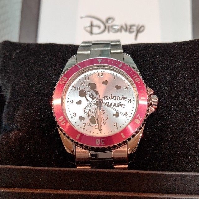 Disney(ディズニー)のディズニー  ミニーマウス  腕時計（新品未使用） レディースのファッション小物(腕時計)の商品写真