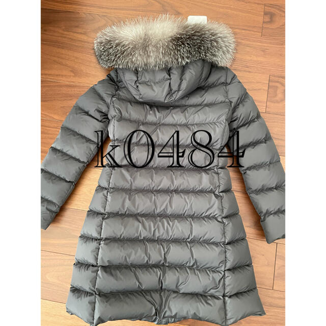 MONCLER(モンクレール)の新品　モンクレール　アベル　abelle  ダークグレー　14a レディースのジャケット/アウター(ダウンコート)の商品写真