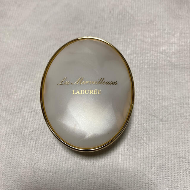 Les Merveilleuses LADUREE(レメルヴェイユーズラデュレ)のレ・メルヴェイユーズ　ラデュレ　チーク07 コスメ/美容のベースメイク/化粧品(チーク)の商品写真