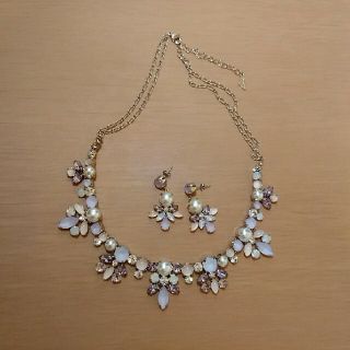 アプワイザーリッシェ(Apuweiser-riche)のアプワイザー ビジューネックレス&ピアス(ネックレス)