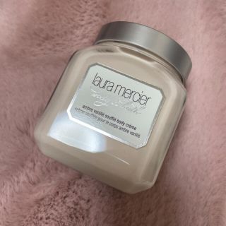 ローラメルシエ(laura mercier)のローラメルシエ　ホイップボディクリーム　アンバーバニラ　300g(ボディクリーム)