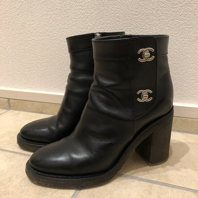 ファッション CHANEL シャネル ターンロック ショートブーツ ブーツ