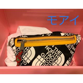 グッチ(Gucci)のgucci ノースフェイス　ウエスト　ボディー　バッグ　ブラック(ウエストポーチ)