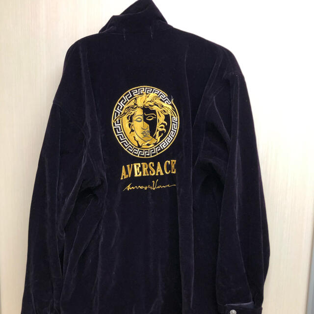 VERSACE - ヴェルサーチ ベロア生地ジャージ トップスの通販 by ...