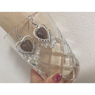 ハンドメイド　フックピアス　ハート(ピアス)