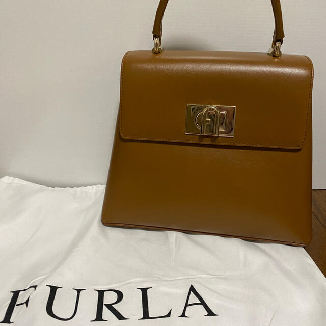 FURLA フルラ バッグ ベージュ | フリマアプリ ラクマ