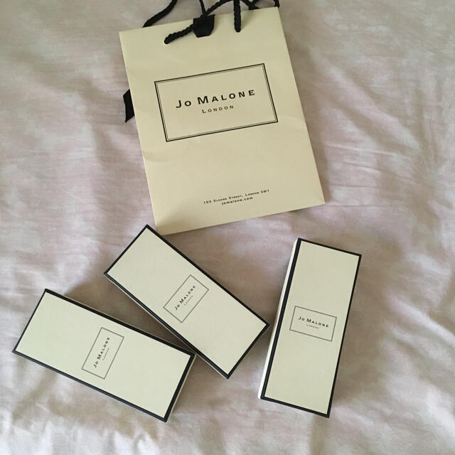 Jo Malone(ジョーマローン)のjomalone  ジョーマローン ショップ袋 ギフトボックス3箱 レディースのバッグ(ショップ袋)の商品写真