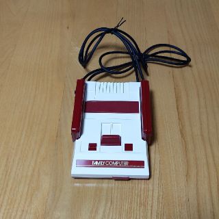 ニンテンドウ(任天堂)のNintendo  ニンテンドークラシックミニ ファミリーコンピュータ(家庭用ゲーム機本体)